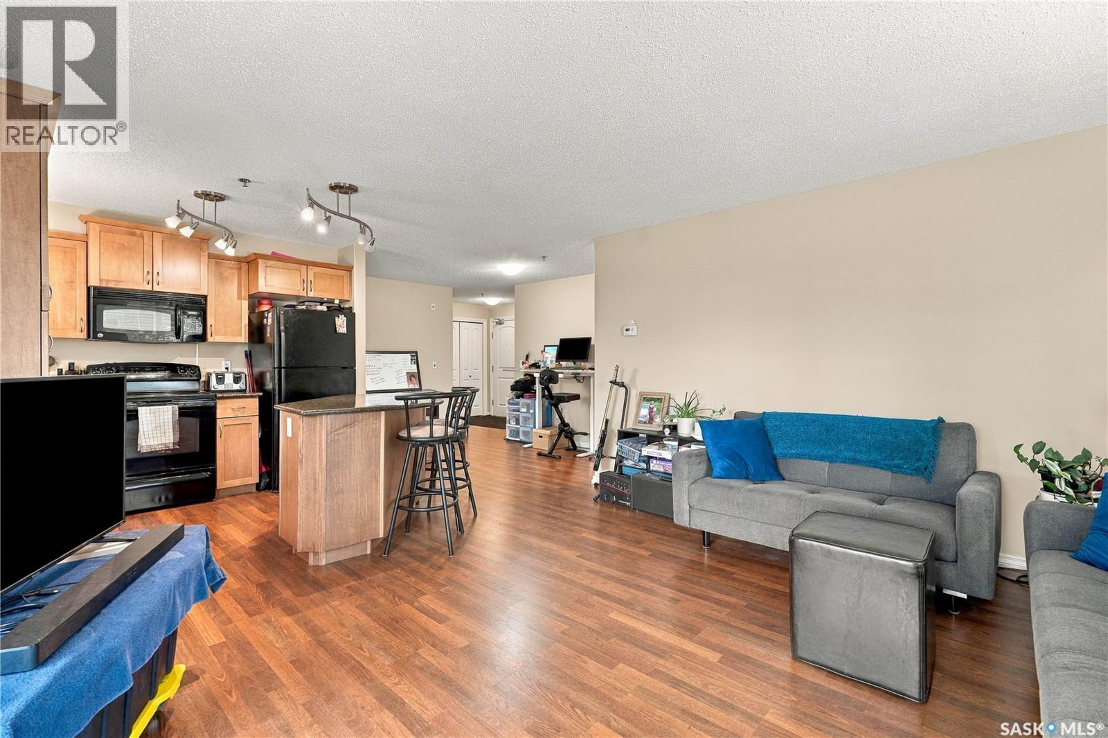 A106 103 Wellman Crescent Property Photo 21