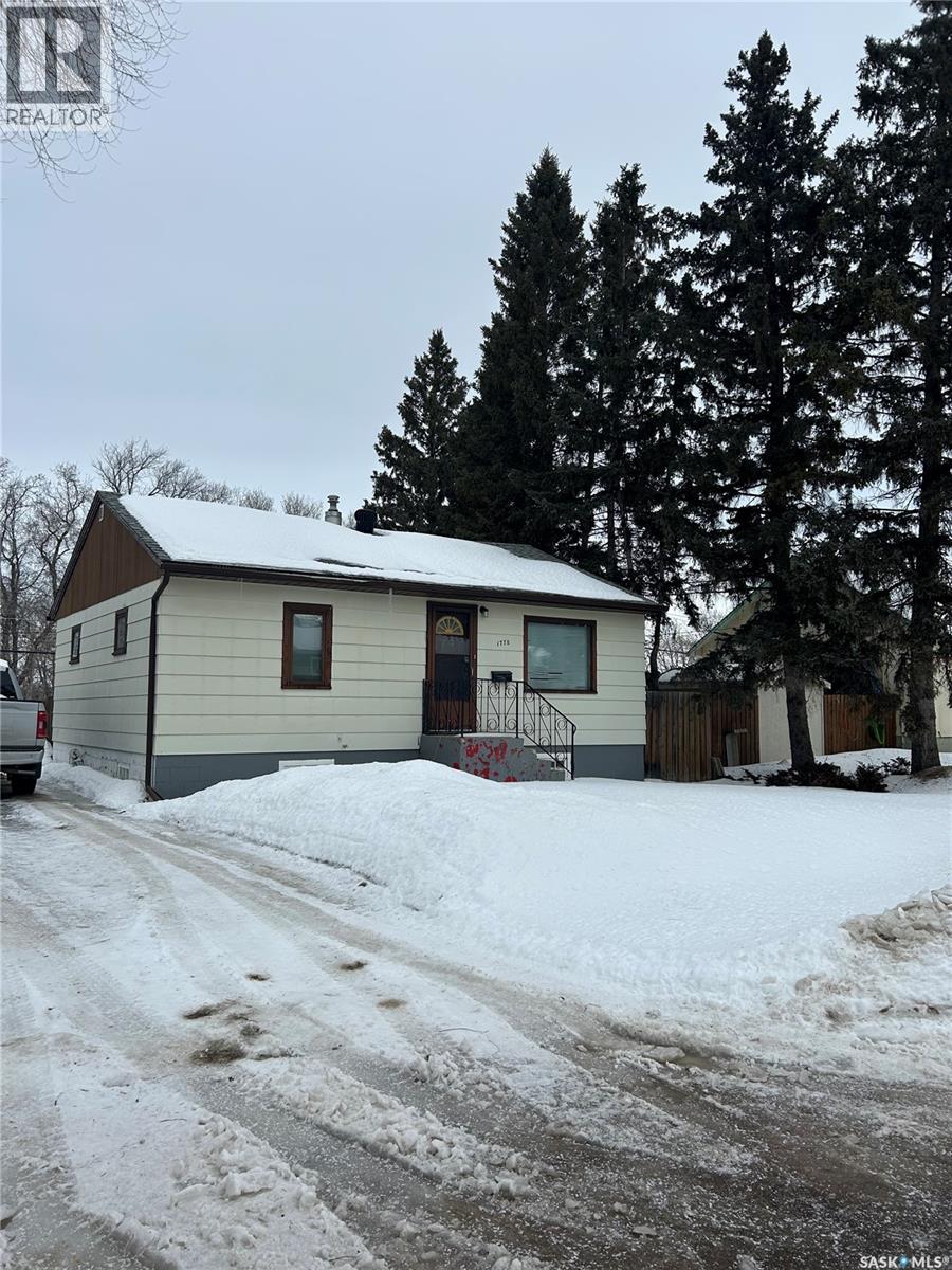 1778 13th Street W Property Photo 1