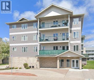 304 2930 Arens Road E Property Photo 1