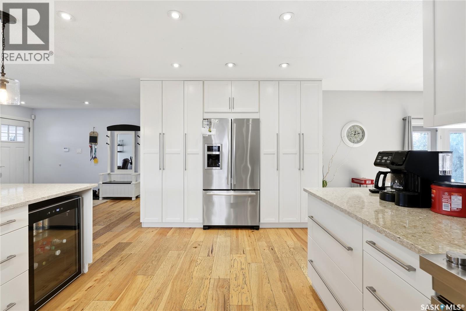 2258 Newis Bay E Property Photo 12