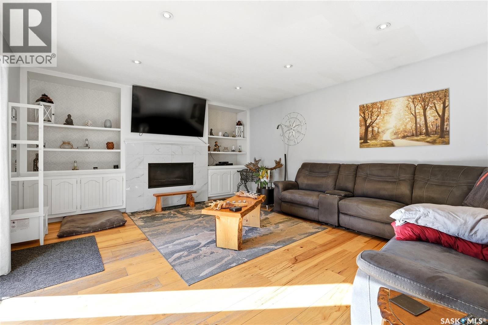 2258 Newis Bay E Property Photo 14