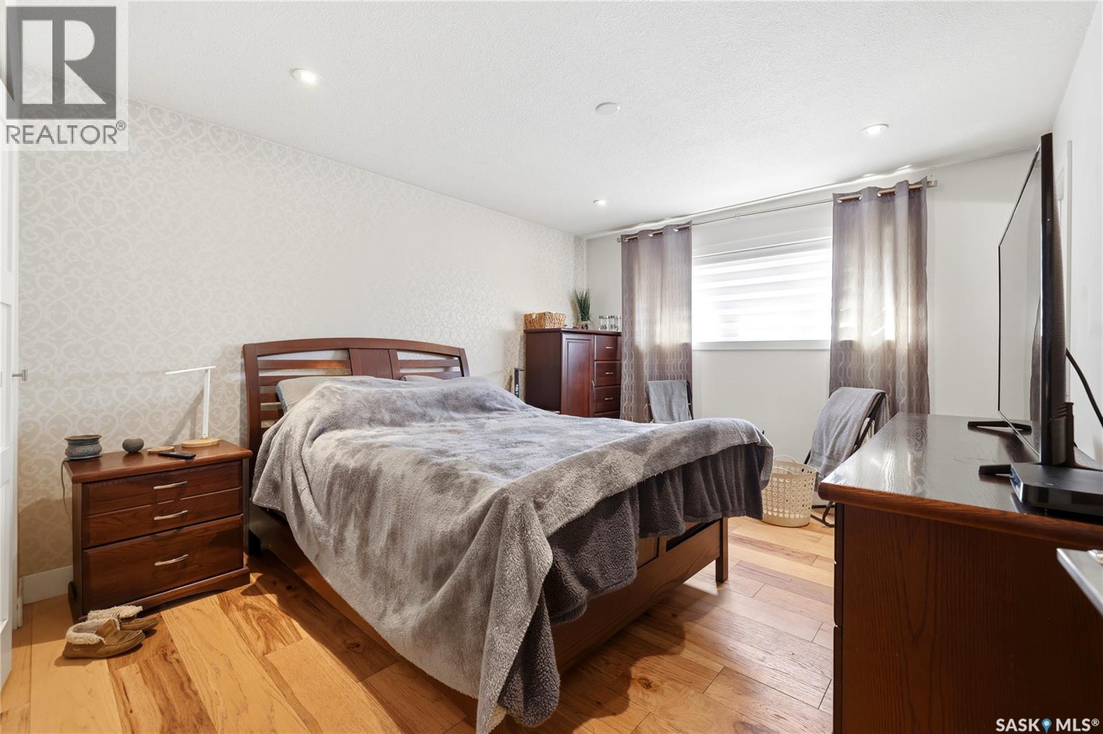 2258 Newis Bay E Property Photo 23