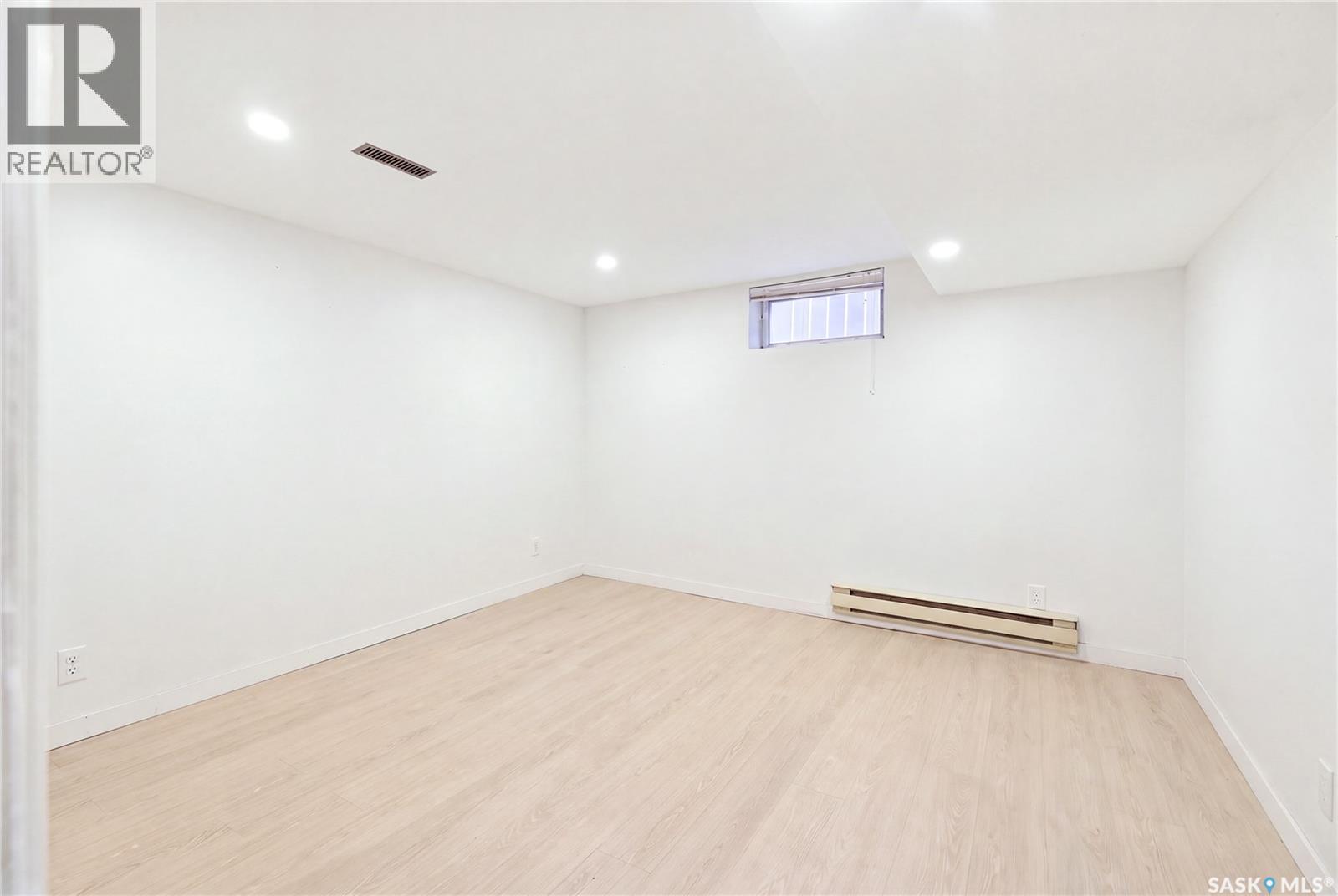 2258 Newis Bay E Property Photo 32