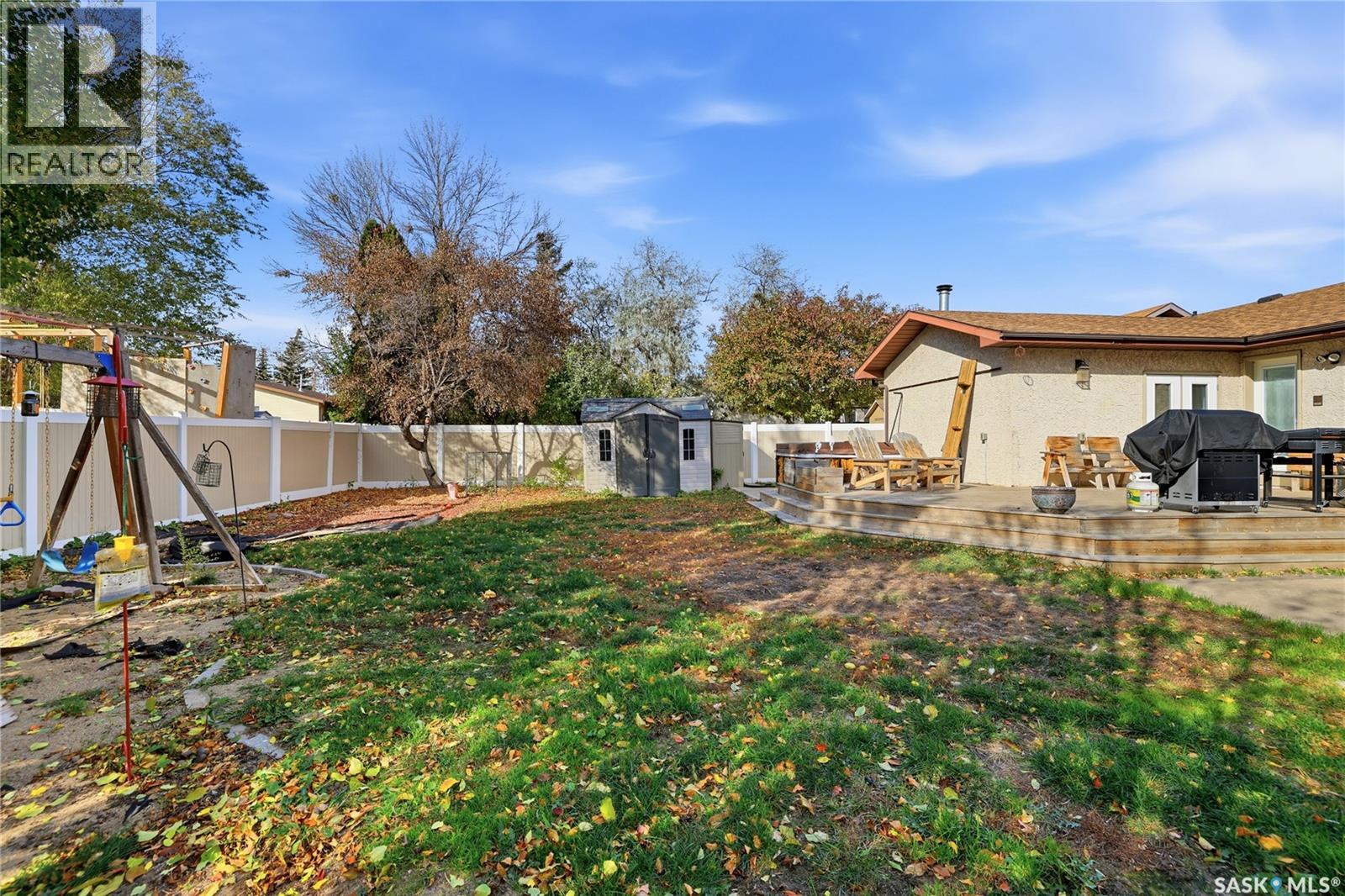 2258 Newis Bay E Property Photo 44