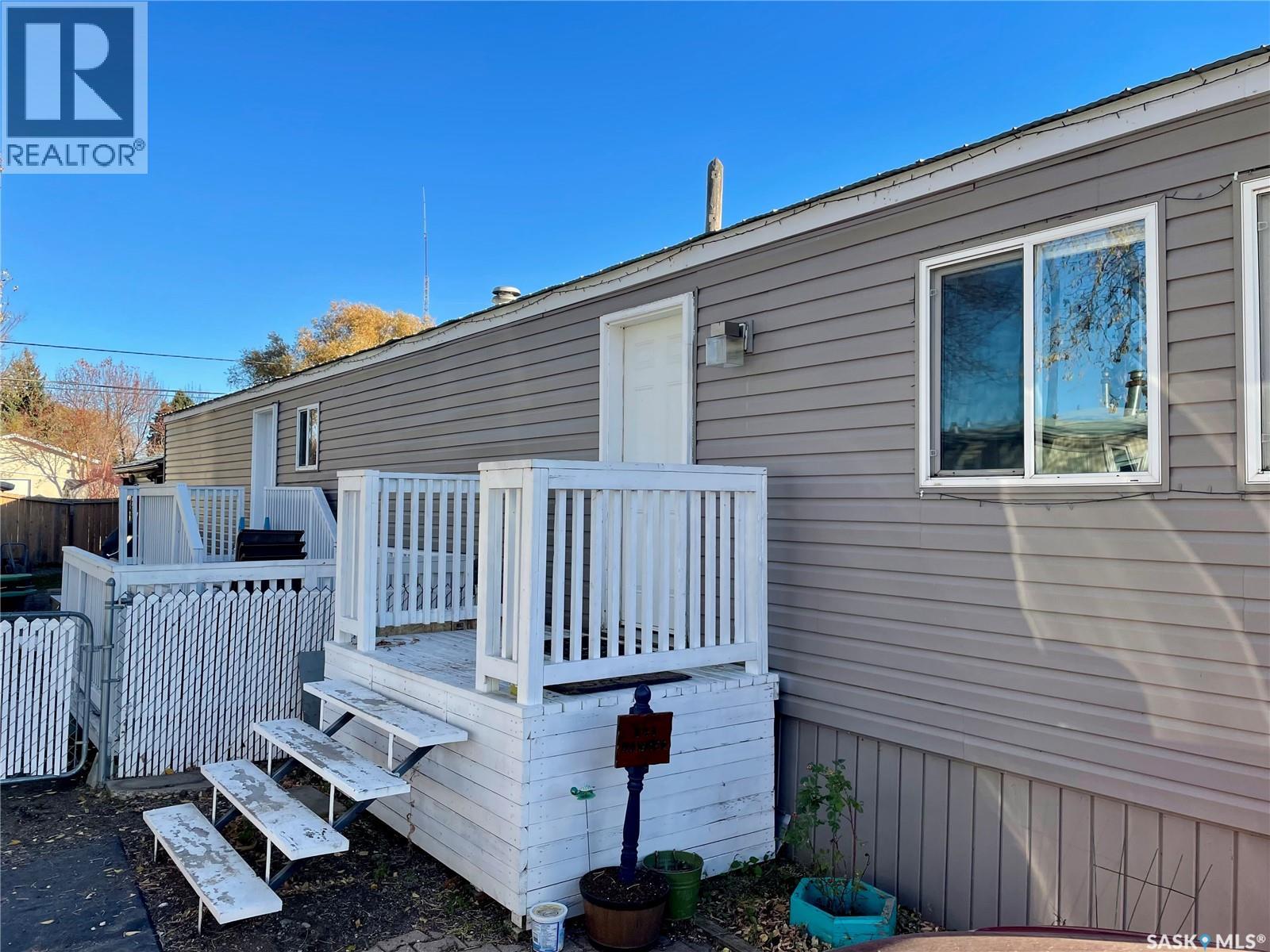 341 Hawkes Street Property Photo 1