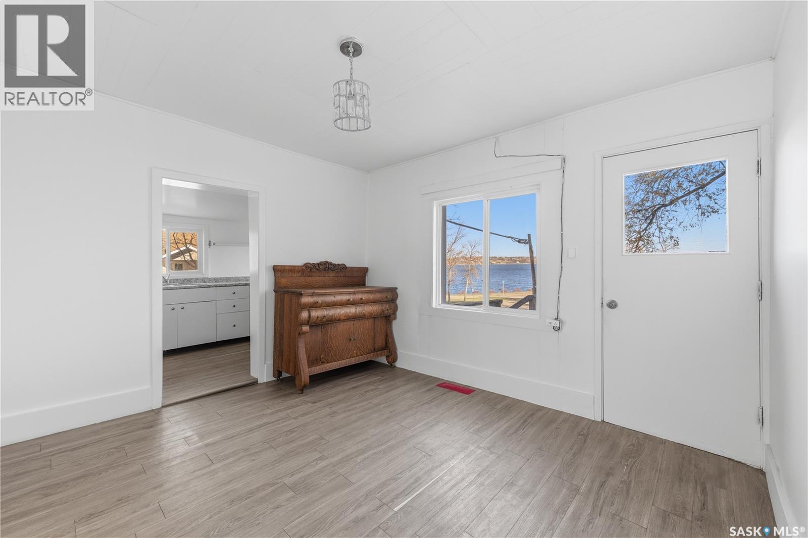 317 2nd Avenue Property Photo 4