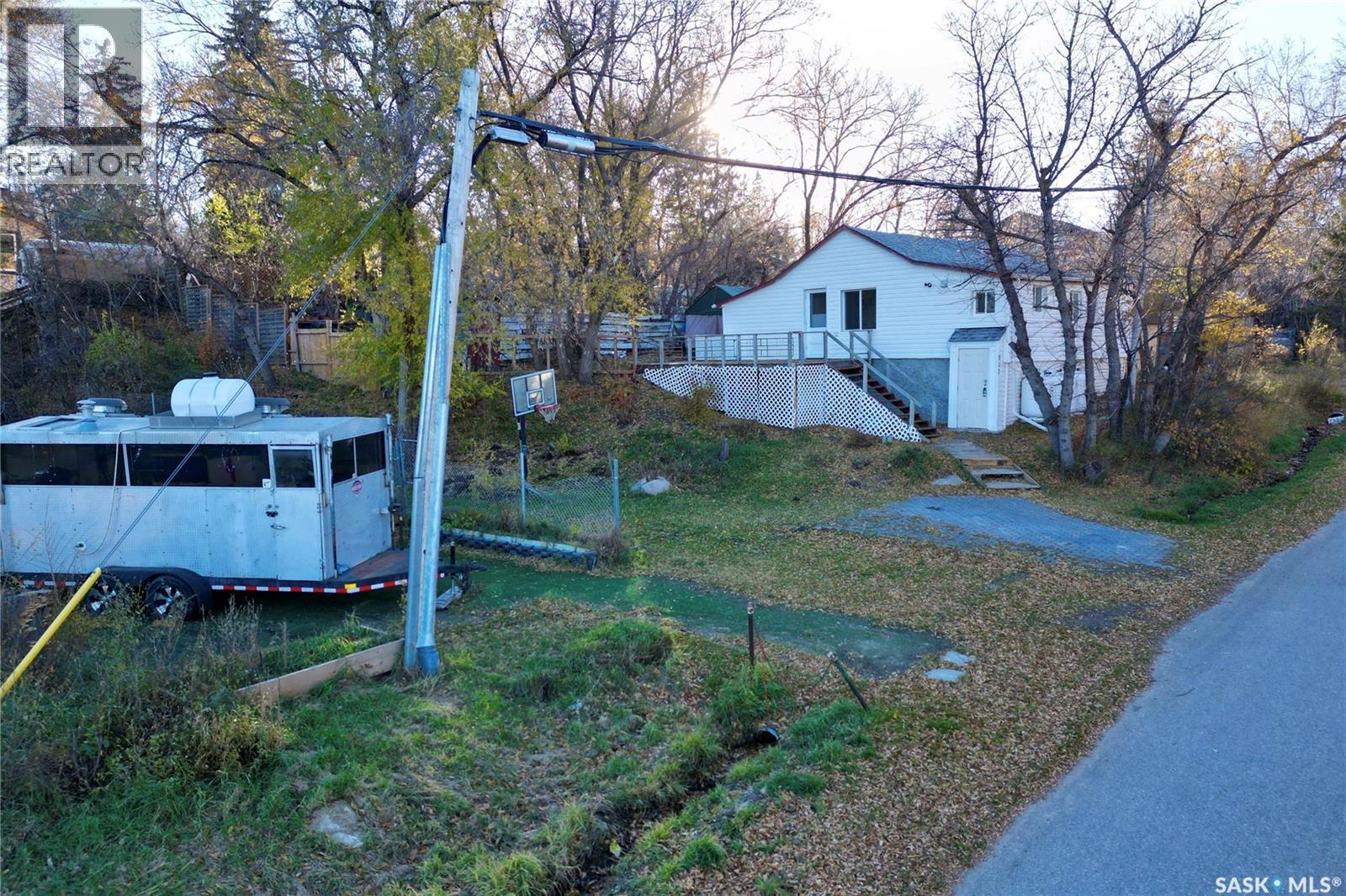 317 2nd Avenue Property Photo 21