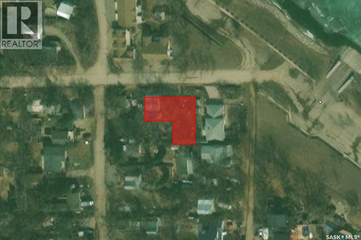 317 2nd Avenue Property Photo 28
