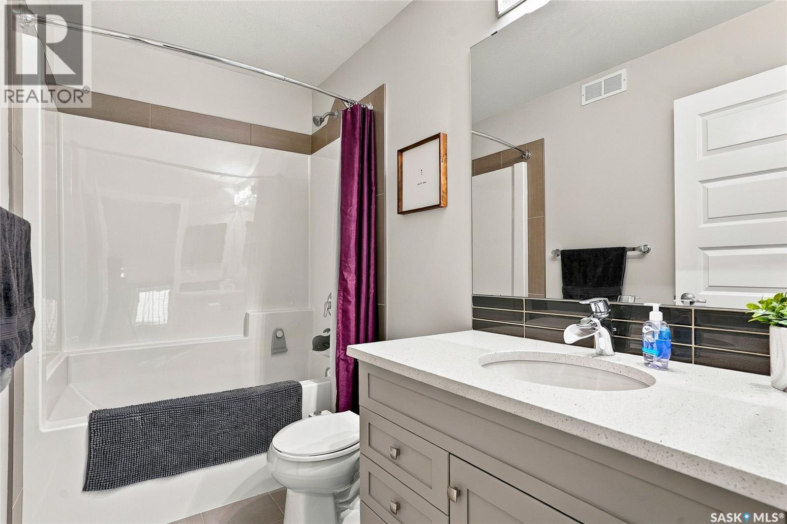 422 Secord Way Property Photo 22