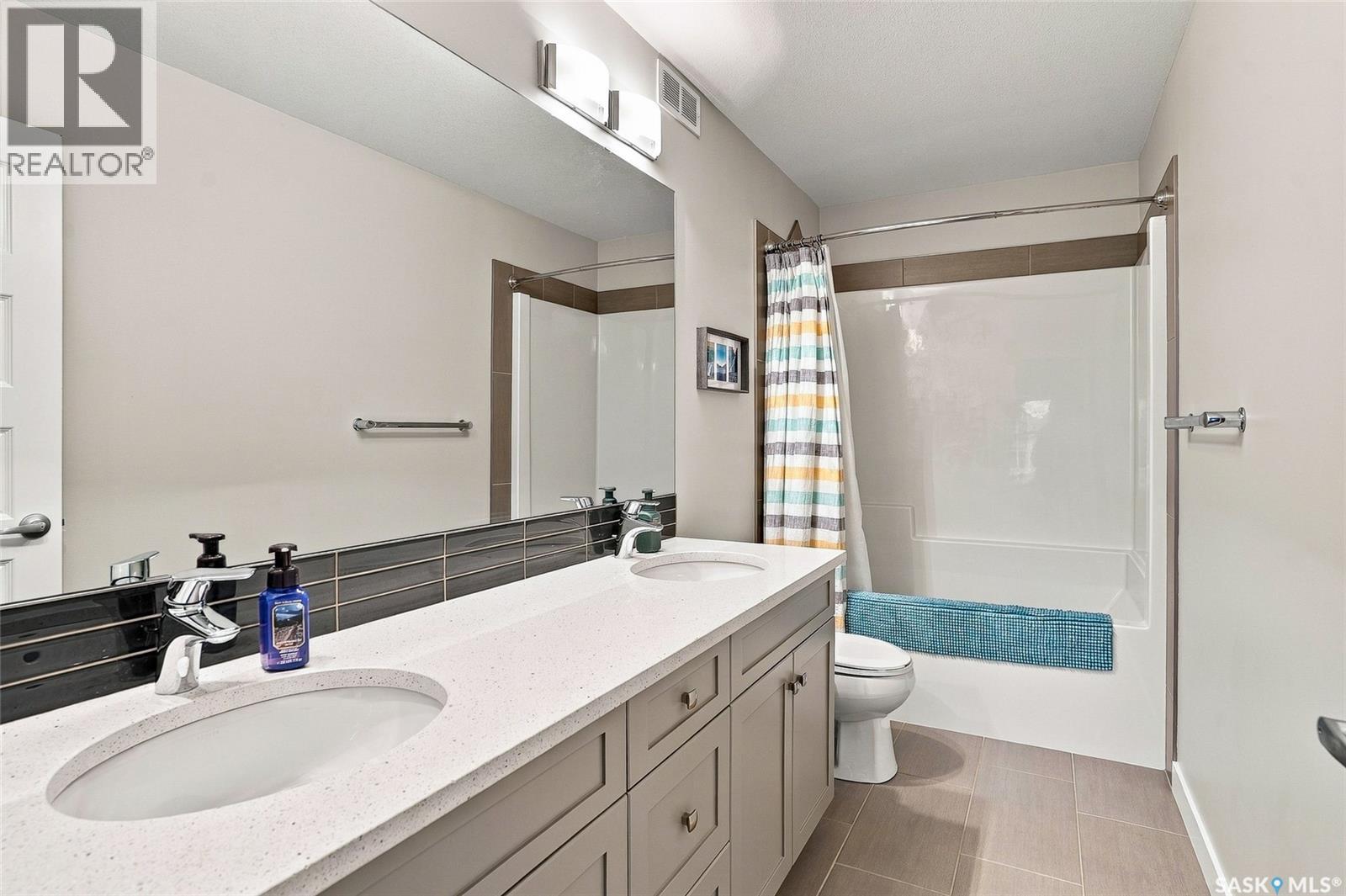 422 Secord Way Property Photo 28