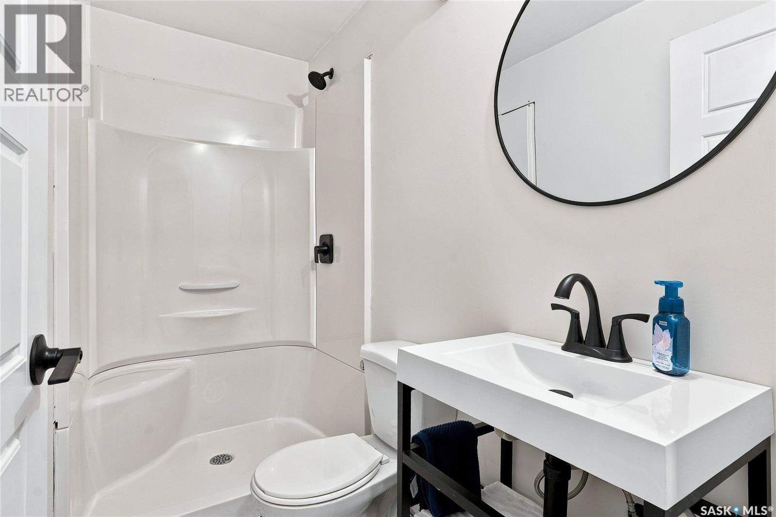 422 Secord Way Property Photo 34