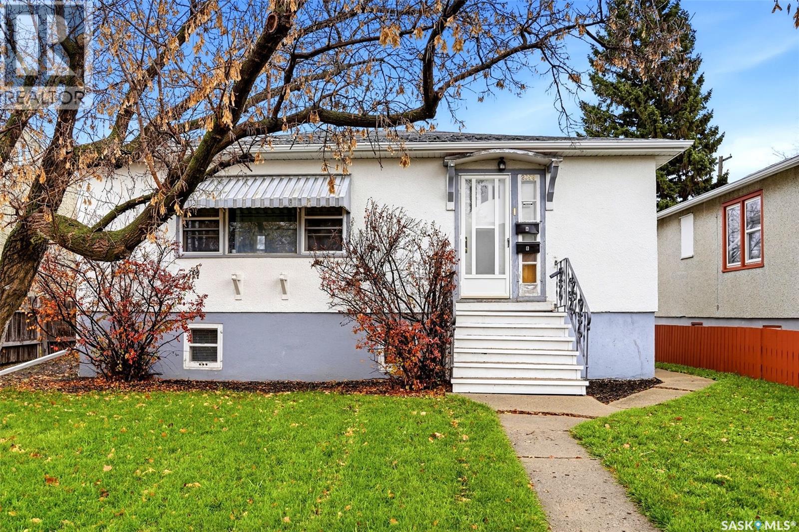 2059 Pasqua Street Property Photo 1