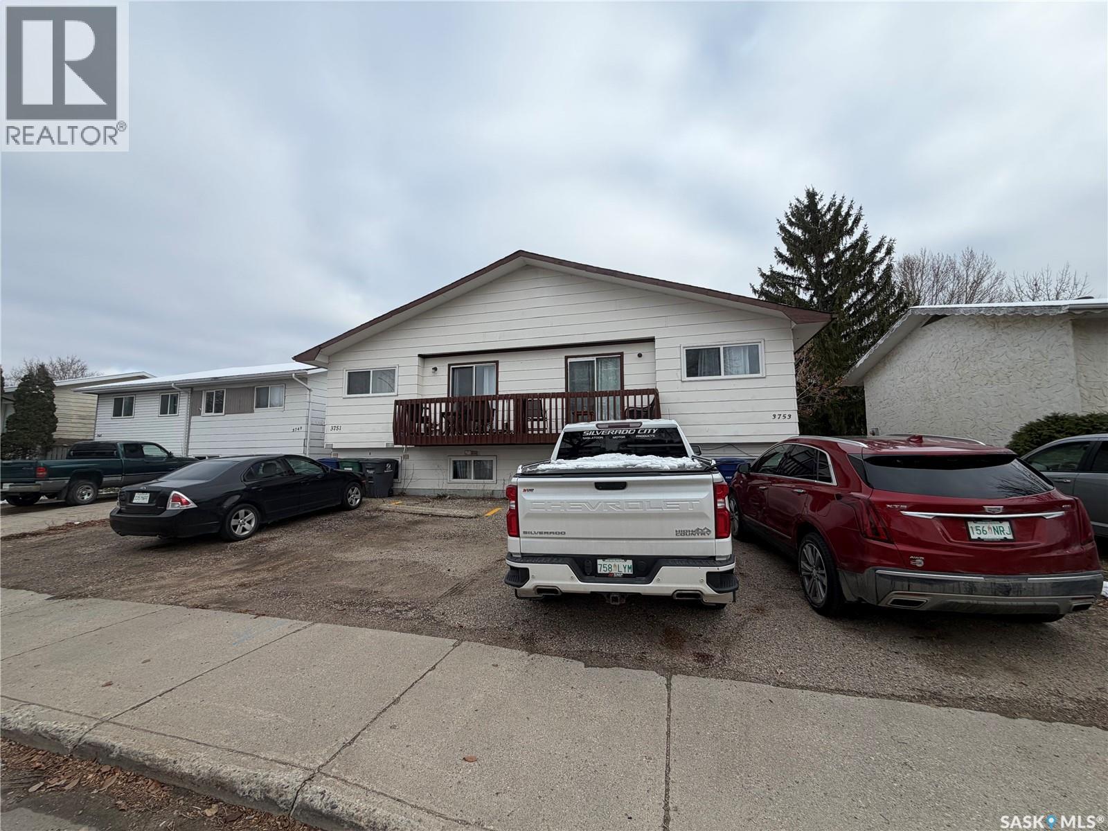 3751 - 3753 FAIRLIGHT DRIVE Property Photo 1