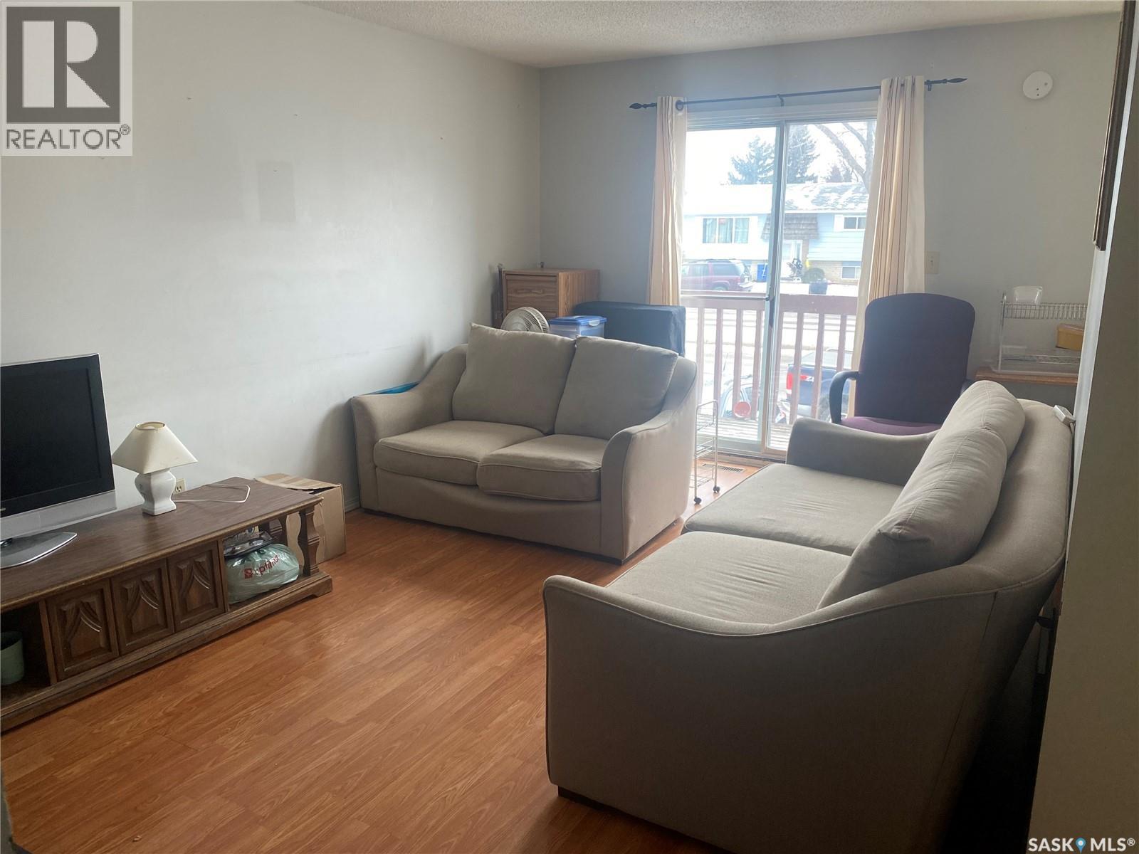 3751 - 3753 Fairlight Drive Property Photo 27