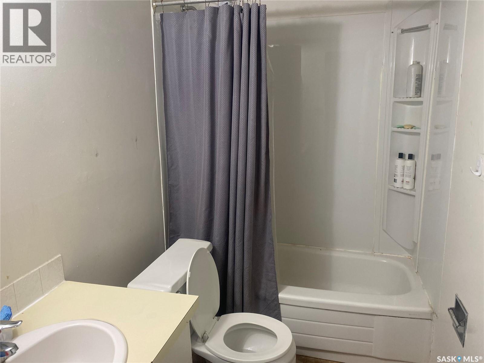 3751 - 3753 Fairlight Drive Property Photo 34