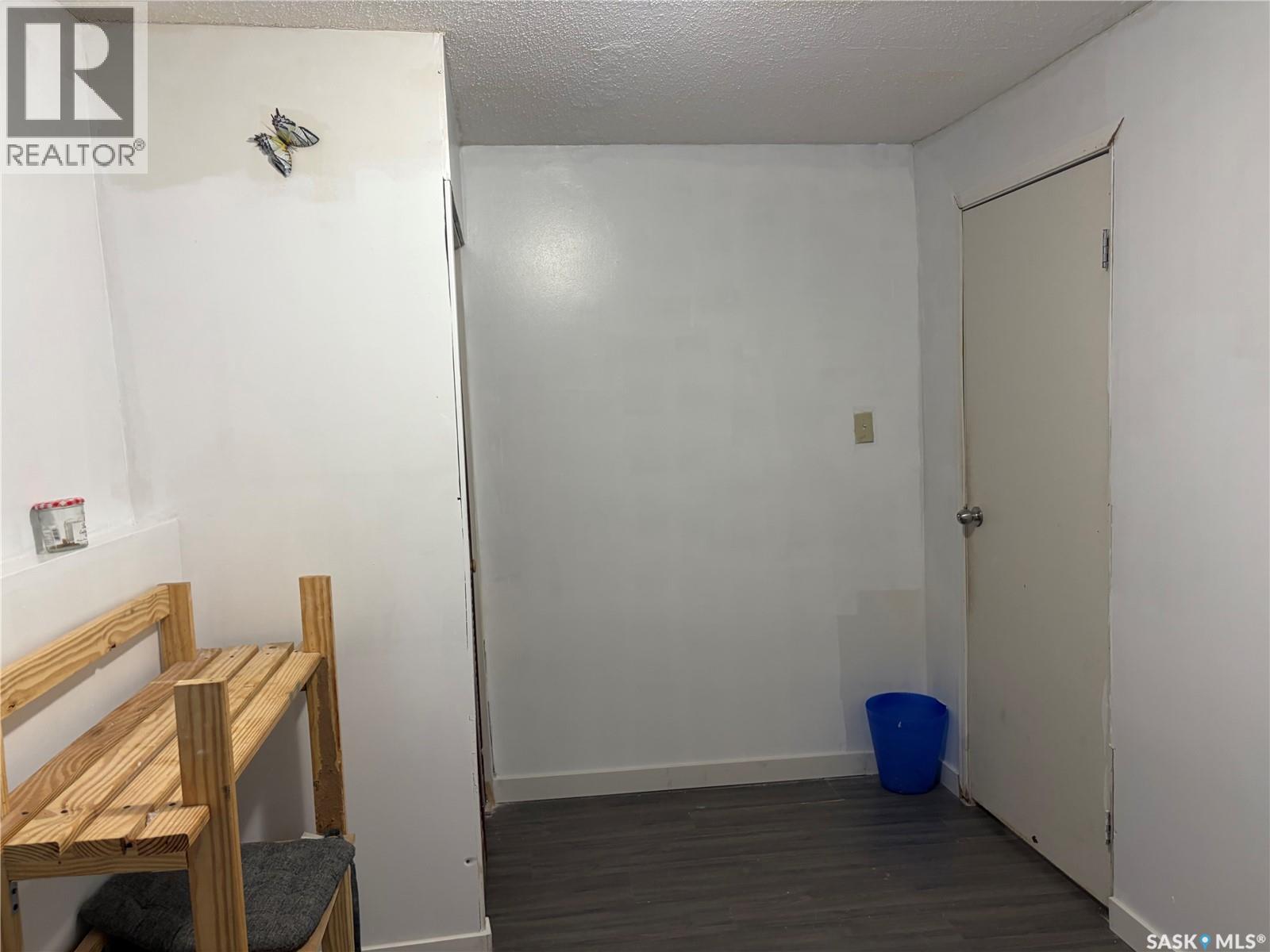 3751 - 3753 Fairlight Drive Property Photo 40