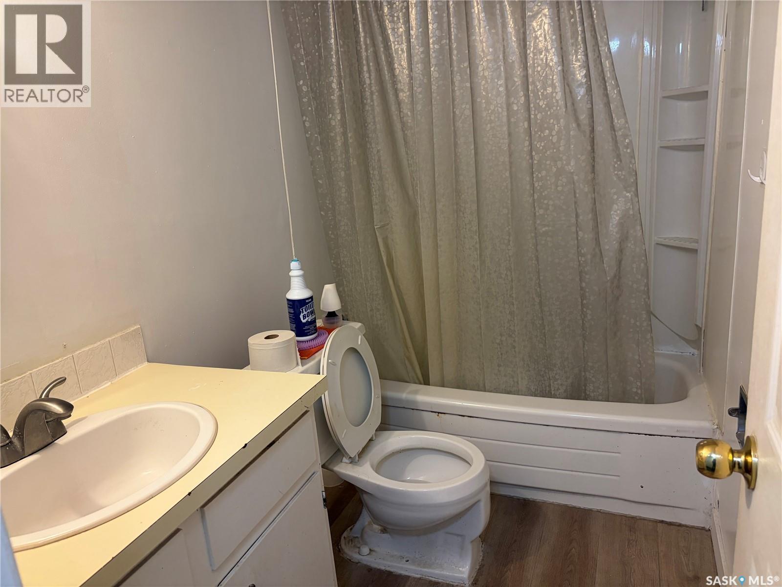 3751 - 3753 Fairlight Drive Property Photo 42