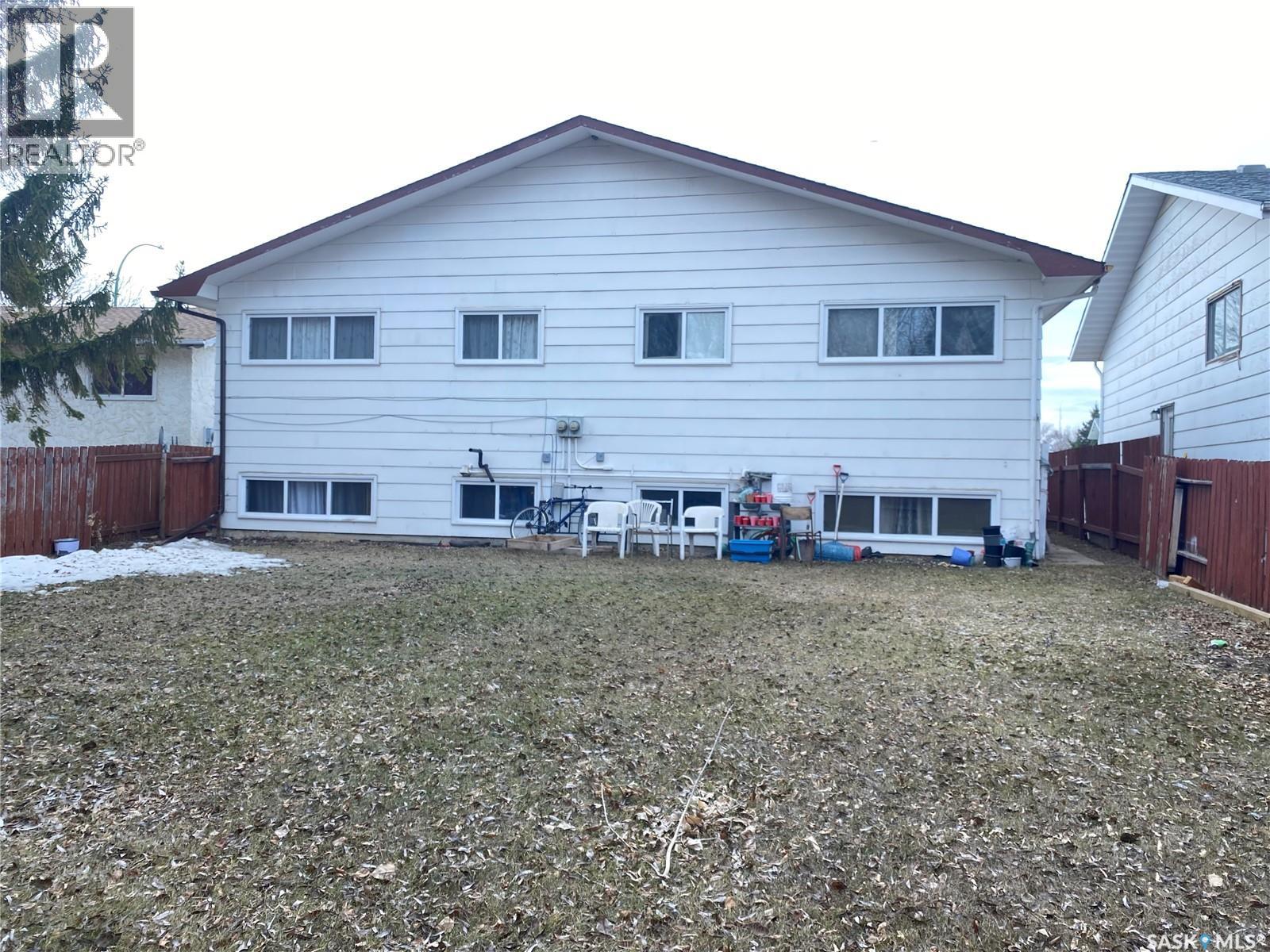 3751 - 3753 Fairlight Drive Property Photo 48
