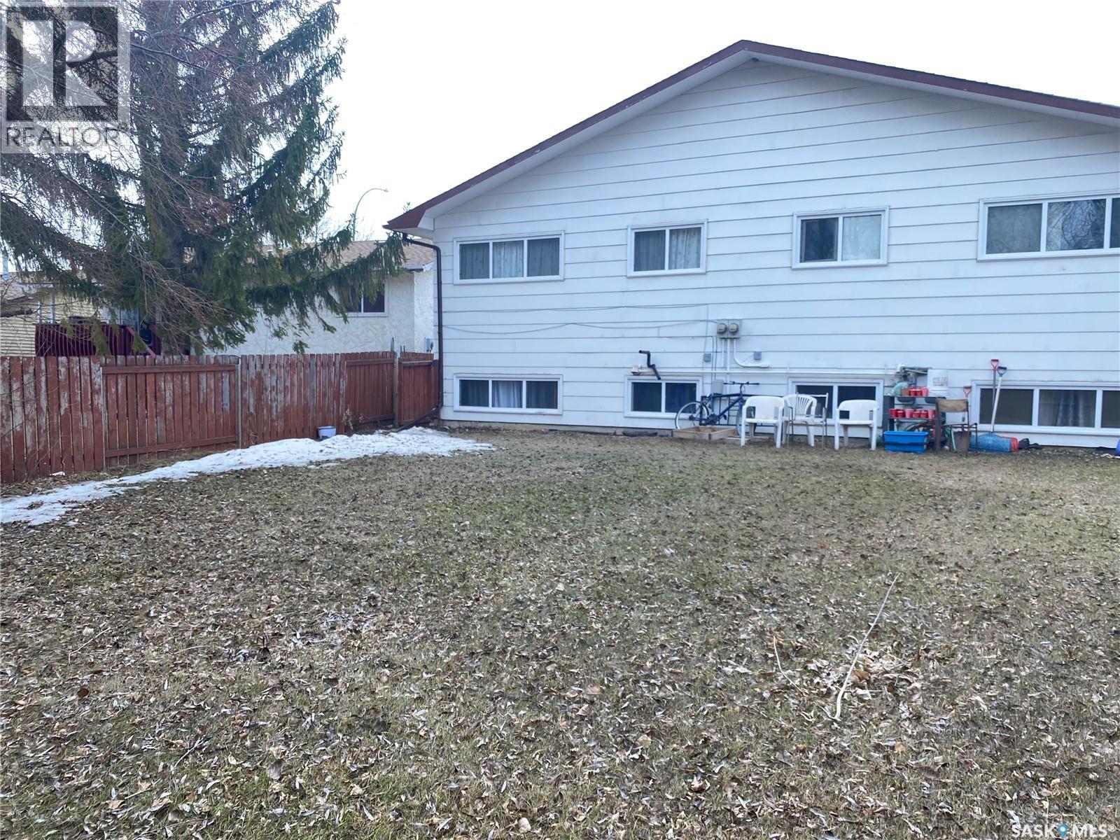 3751 - 3753 Fairlight Drive Property Photo 49