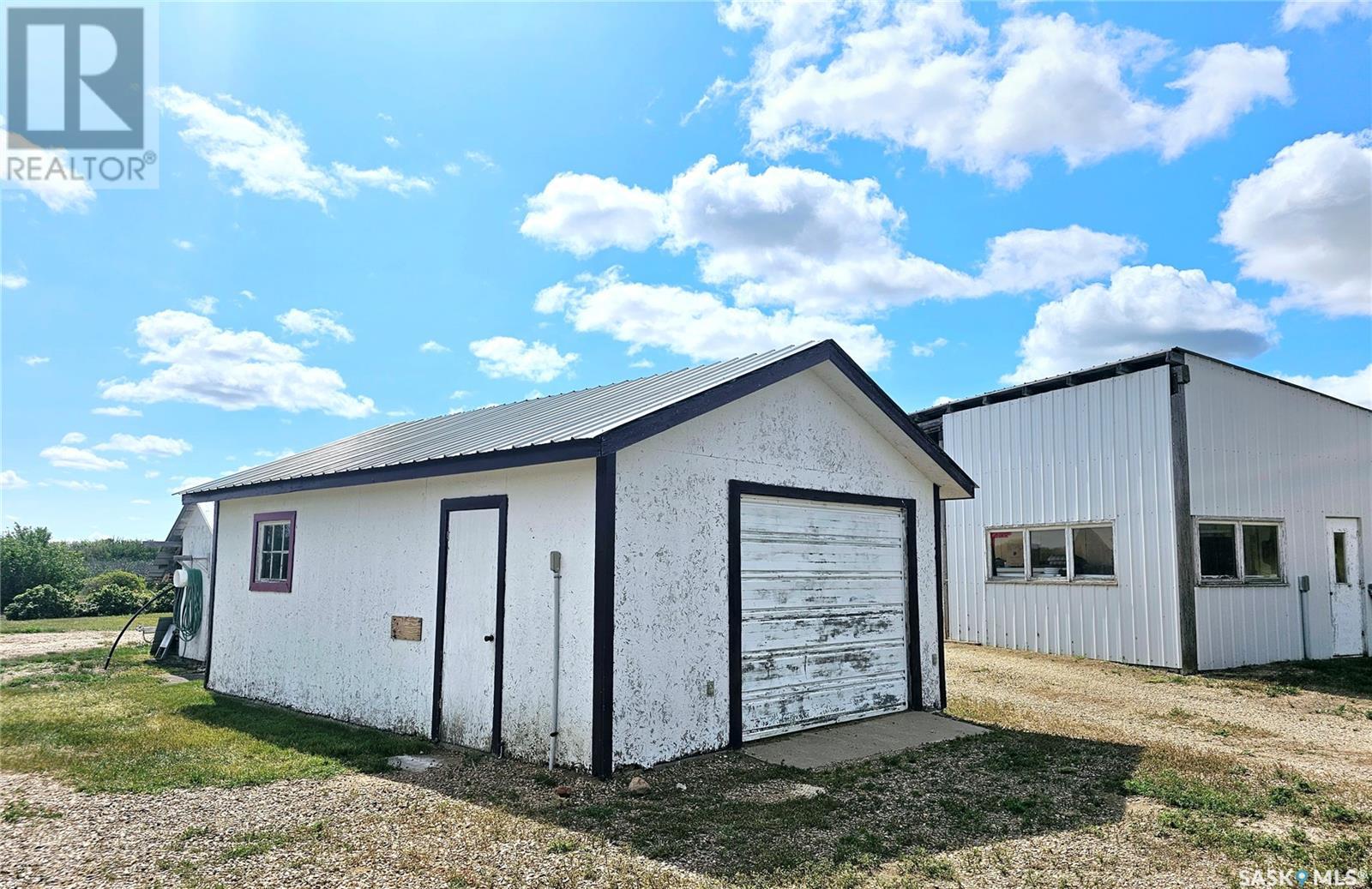Shackleton Acreage Property Photo 17