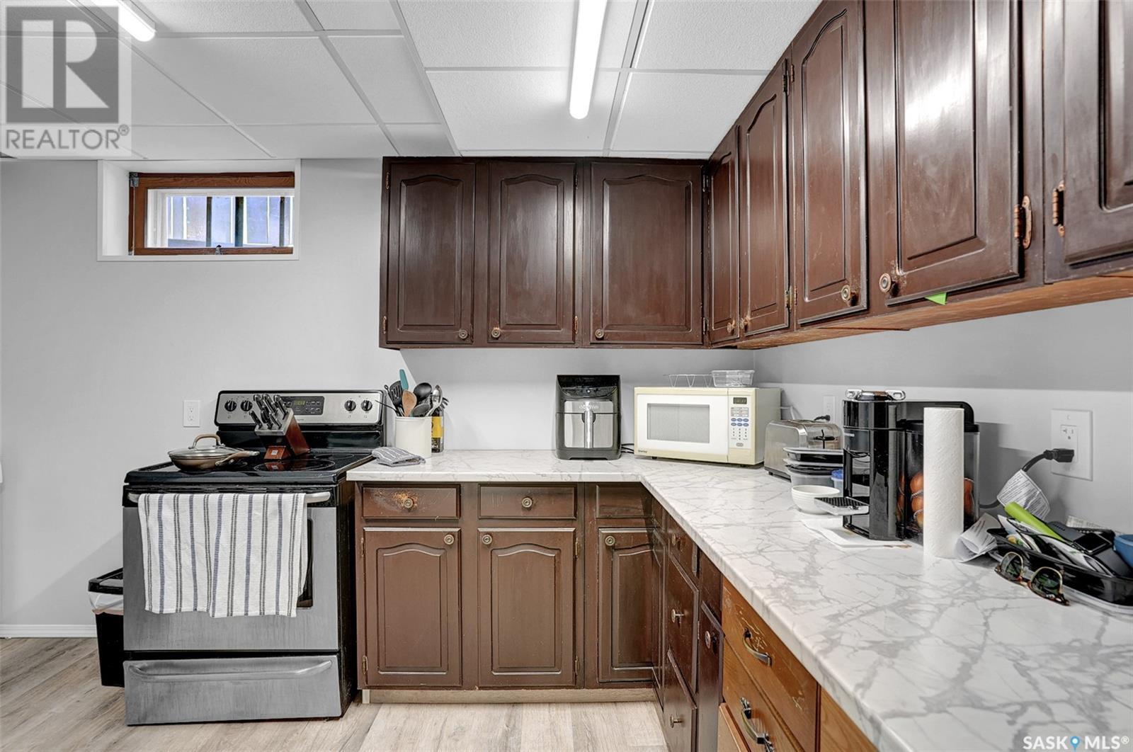 924 Iroquois Street W Property Photo 26