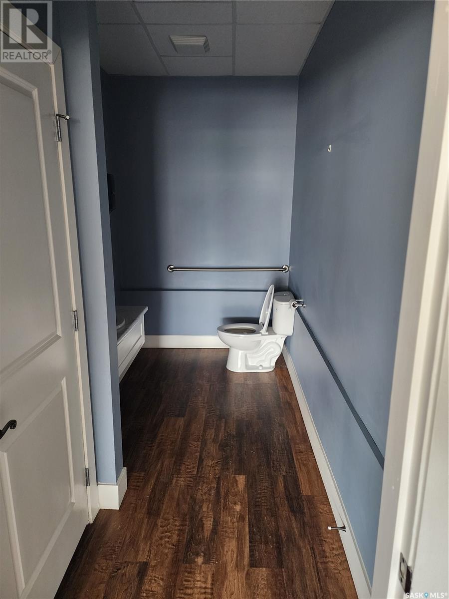 5-6 418 Kensington Avenue Property Photo 7