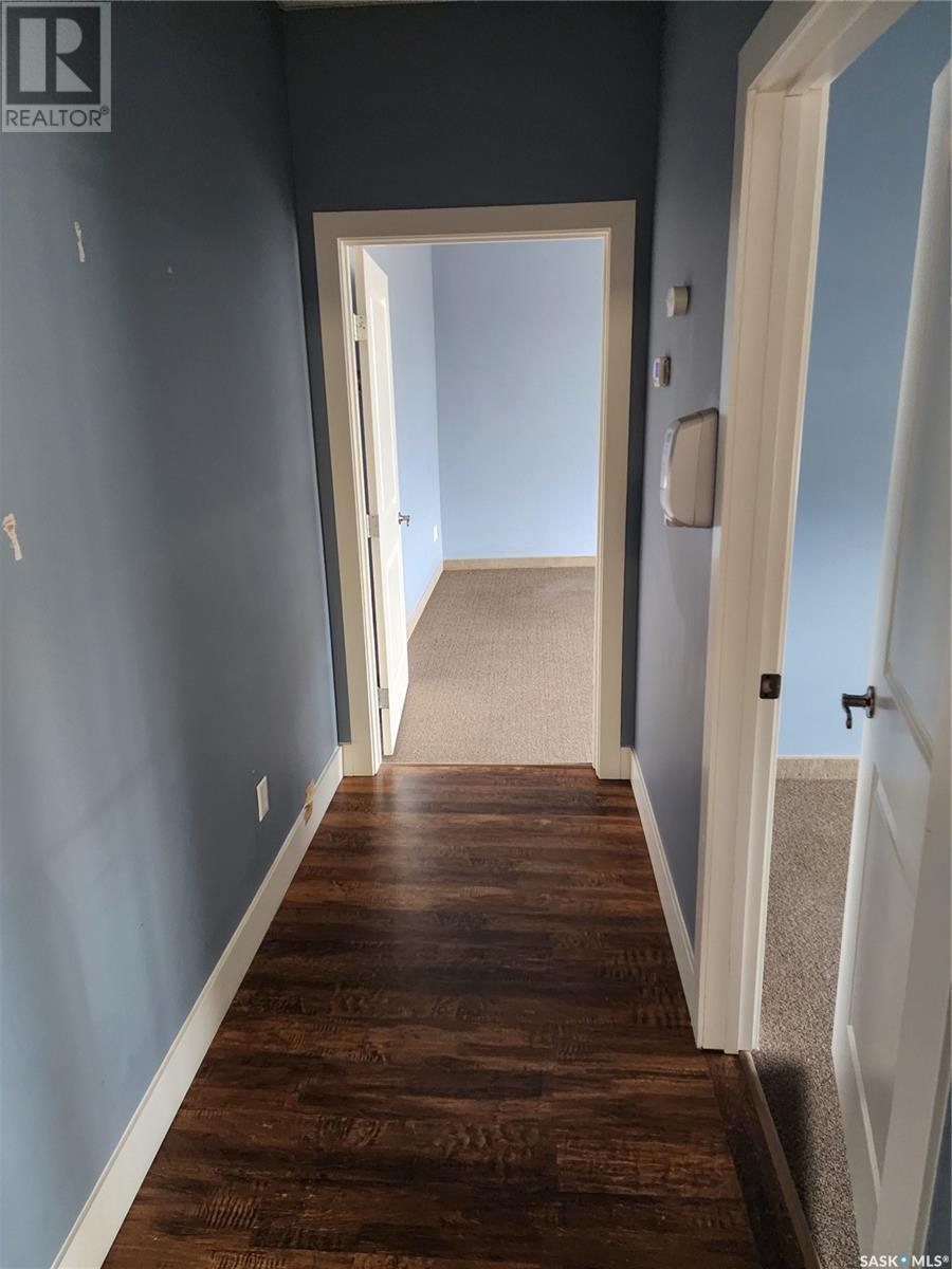 5-6 418 Kensington Avenue Property Photo 8