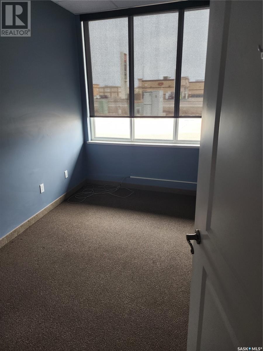 5-6 418 Kensington Avenue Property Photo 9