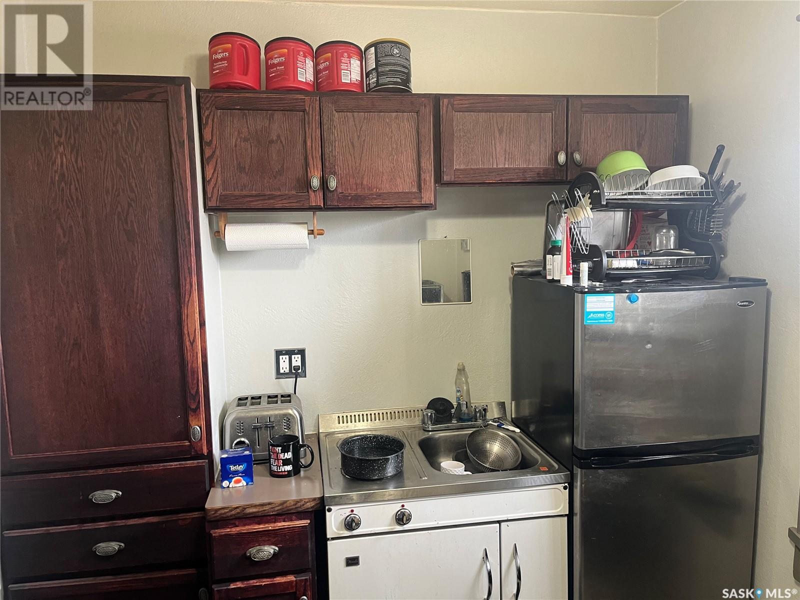 1713 John Street Property Photo 5