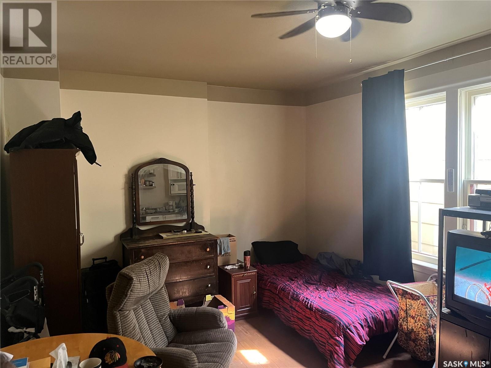 1713 John Street Property Photo 7