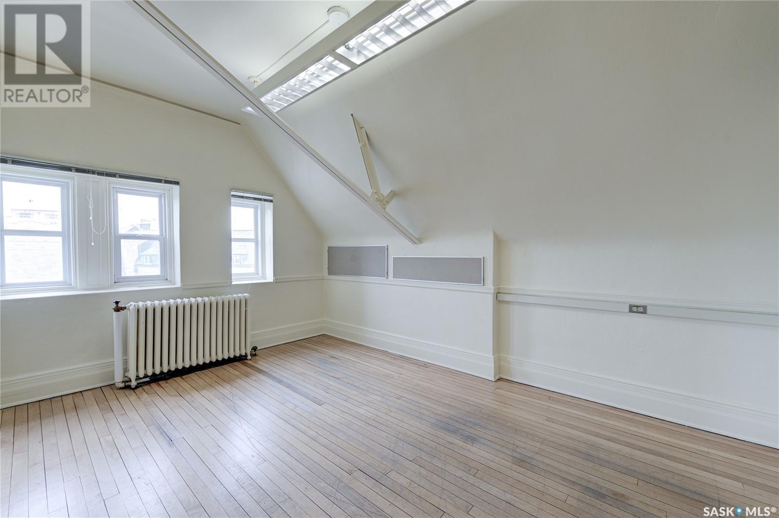 1121 College Drive Property Photo 16