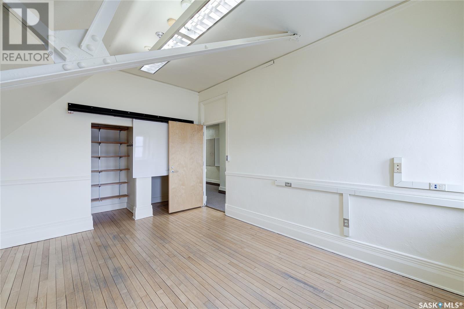 1121 College Drive Property Photo 17