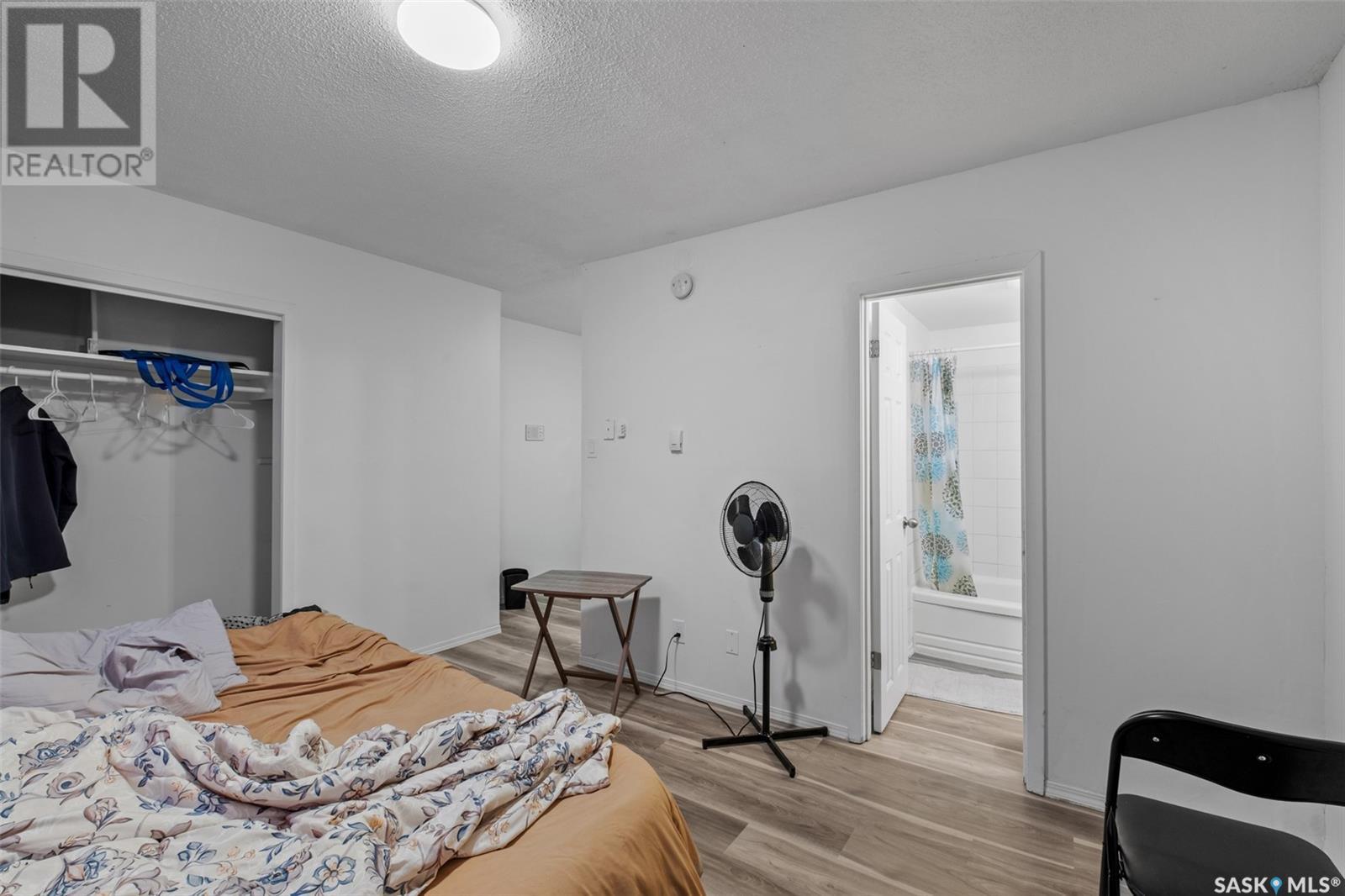 419 9th Street E Property Photo 17