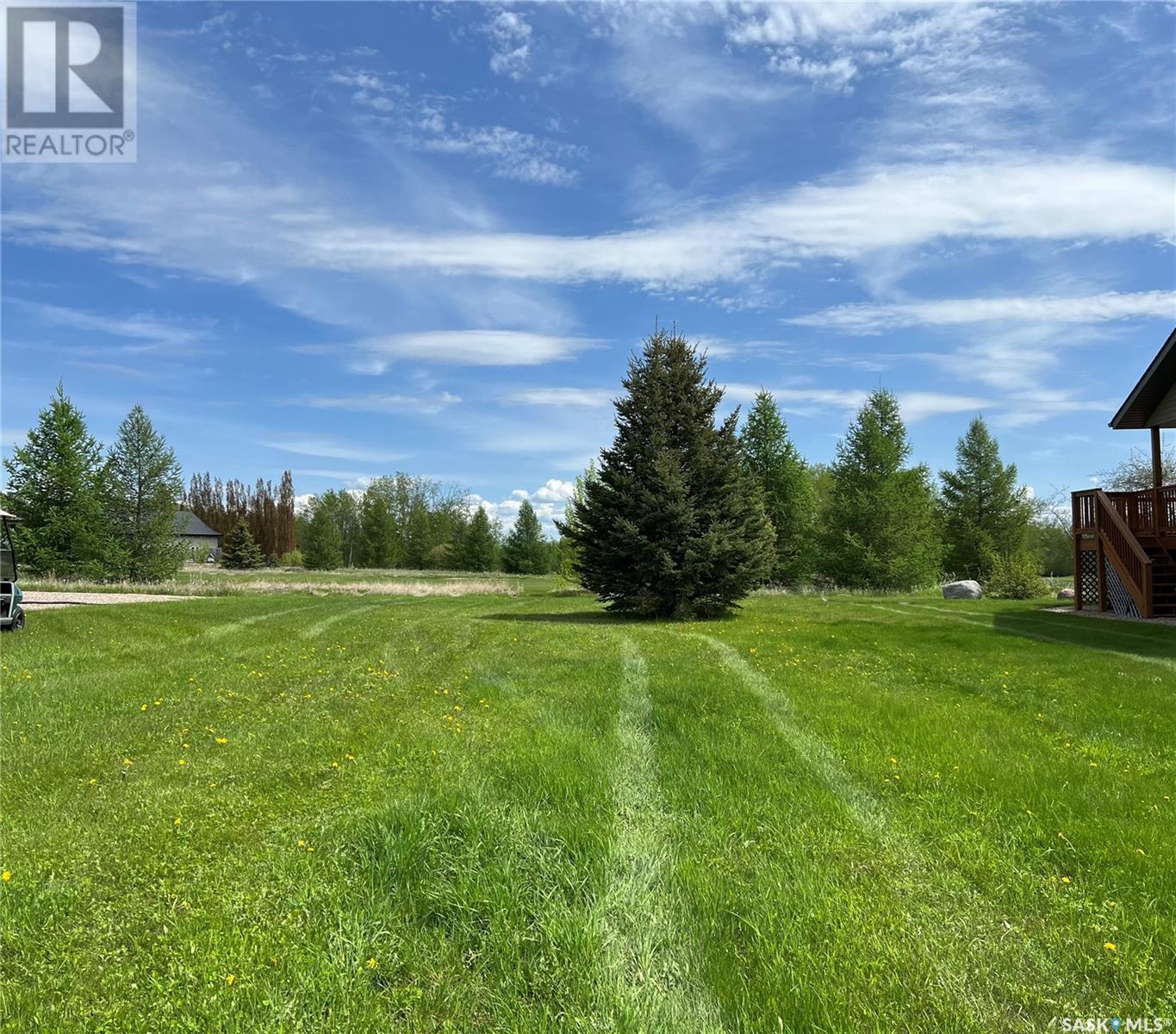 405 Northern Meadows Crescent Property Photo 1