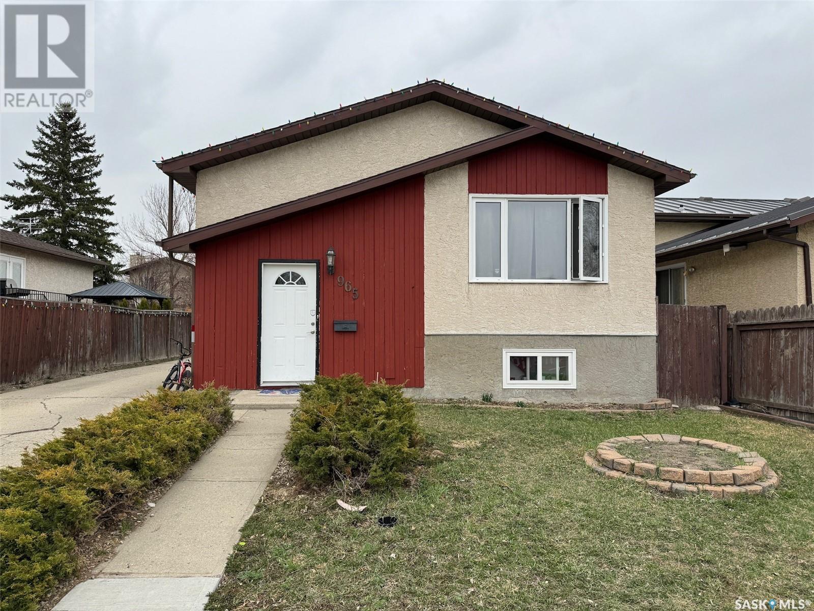 965 Dutkowski Crescent Property Photo 1