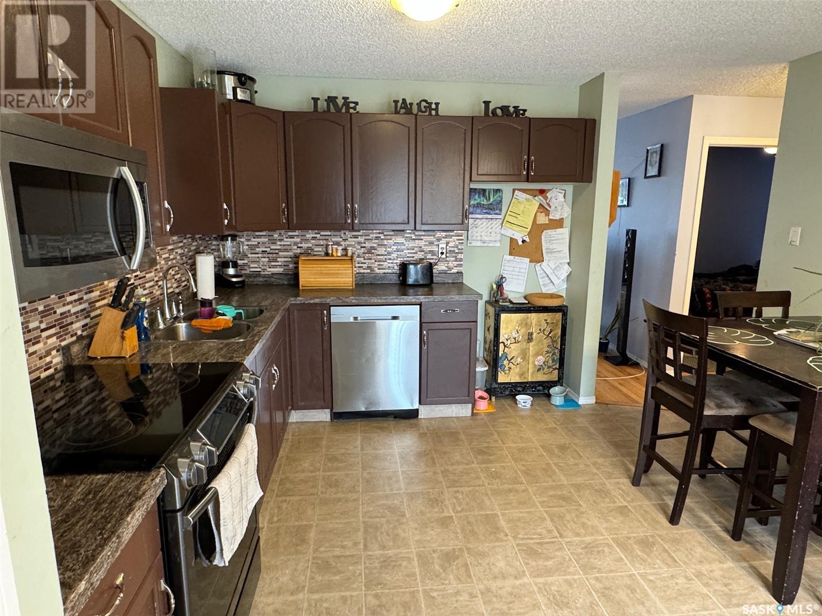 965 Dutkowski Crescent Property Photo 14
