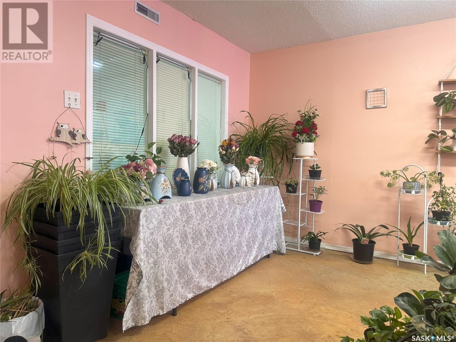 131 3rd Street Property Photo 10