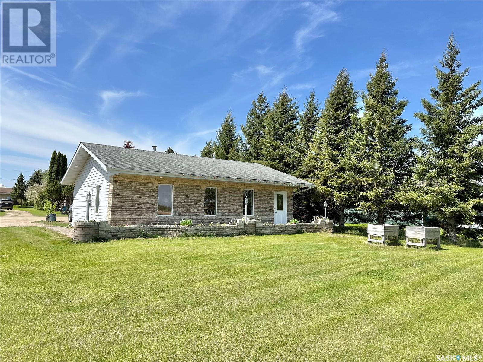 221 Highway Avenue W Property Photo 15