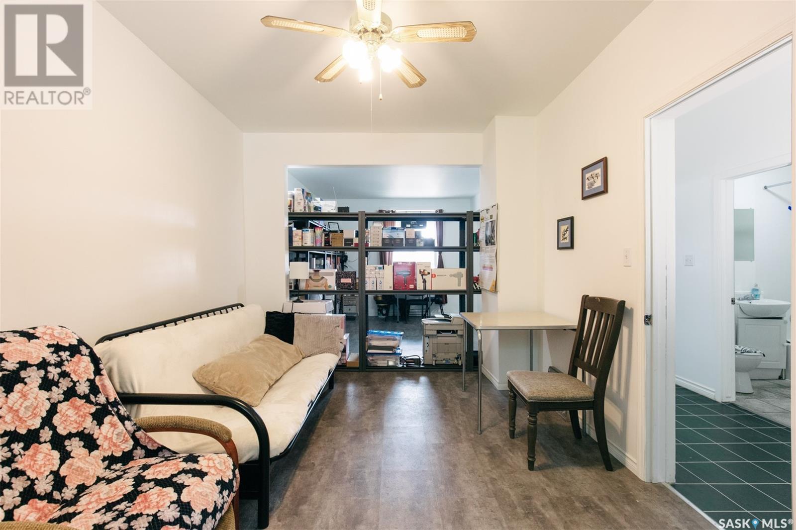 348 High Street W Property Photo 9