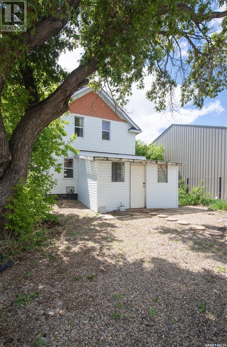 348 High Street W Property Photo 25