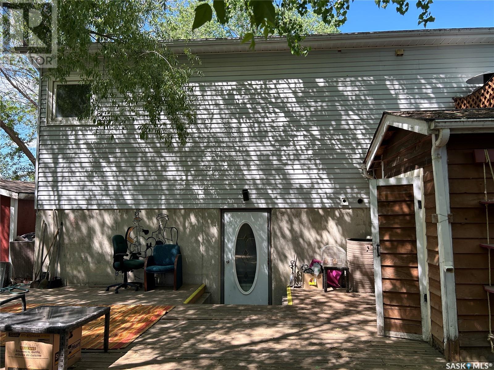 65 2nd Avenue Property Photo 2