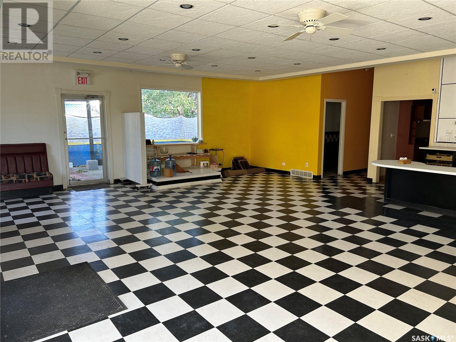65 2nd Avenue Property Photo 11