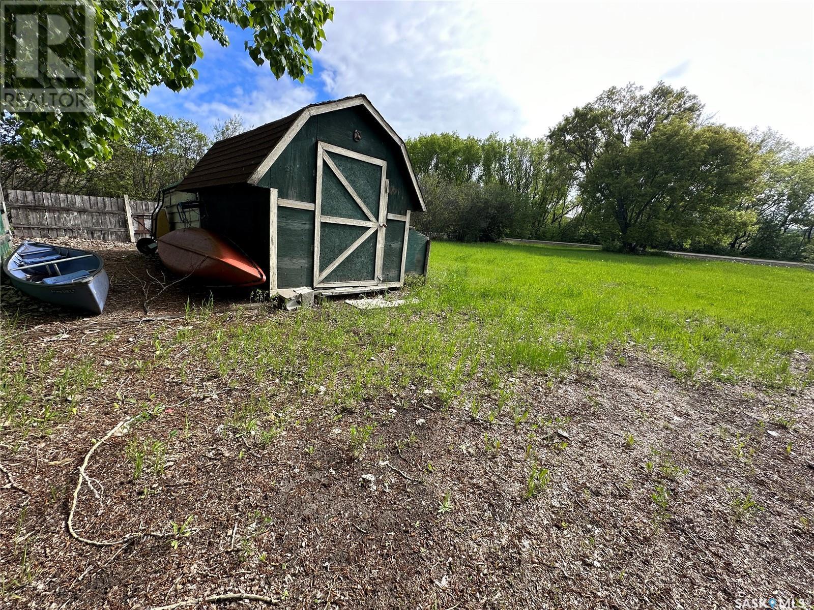 28 Oak Bay Property Photo 4