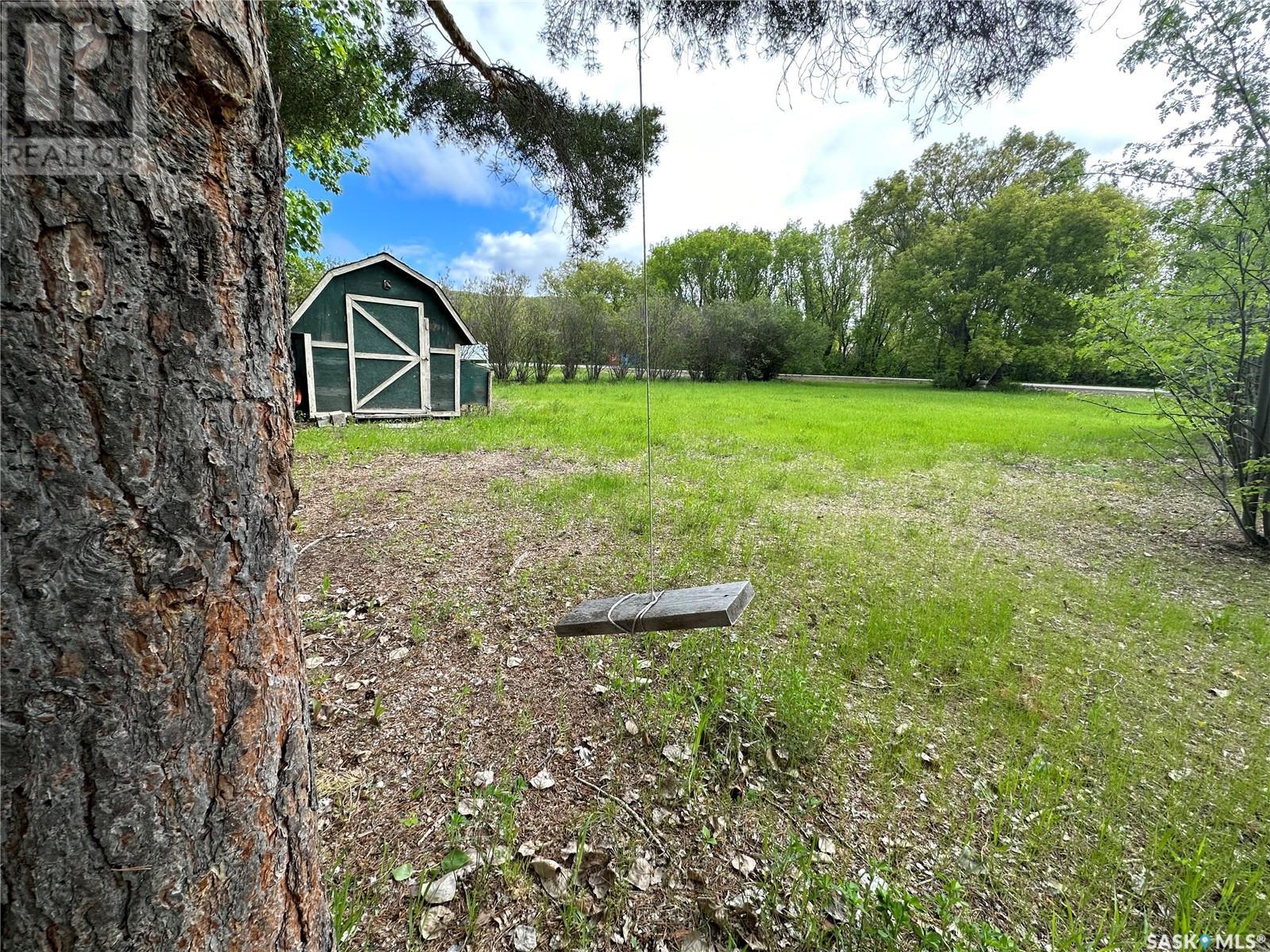 28 Oak Bay Property Photo 5