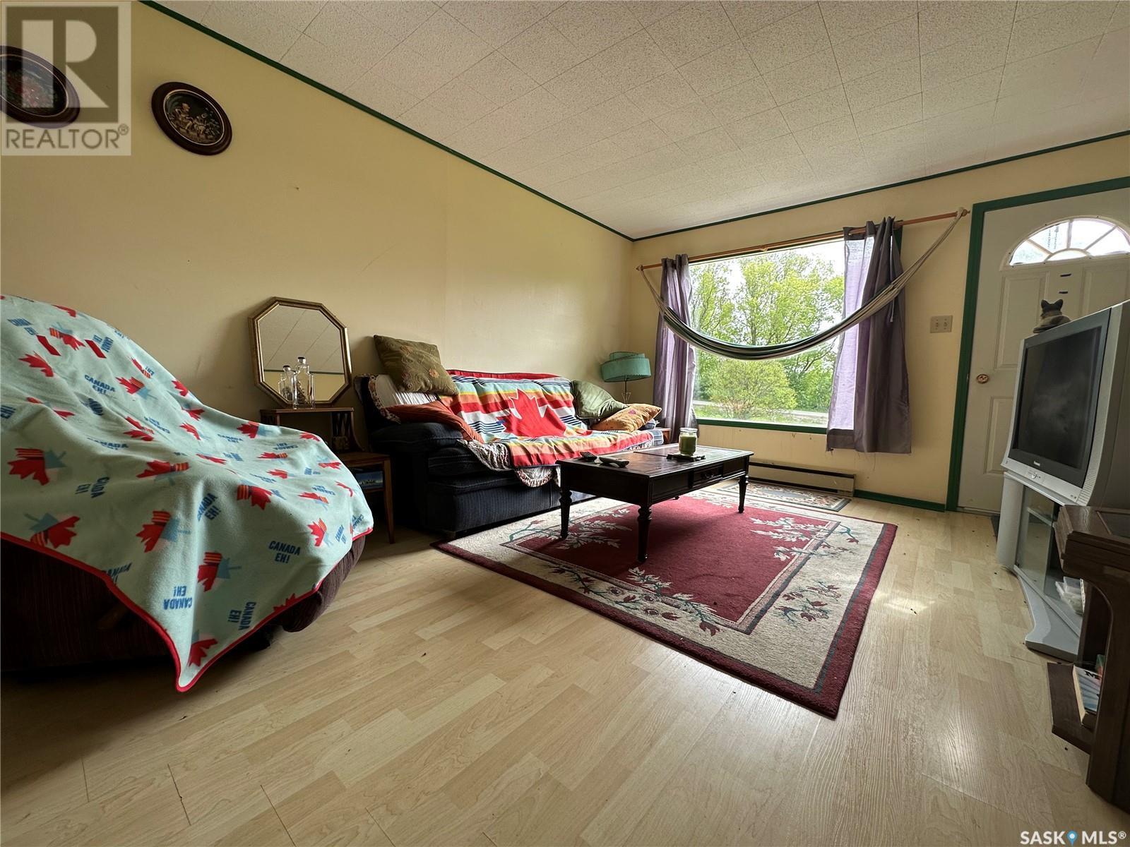 28 Oak Bay Property Photo 12