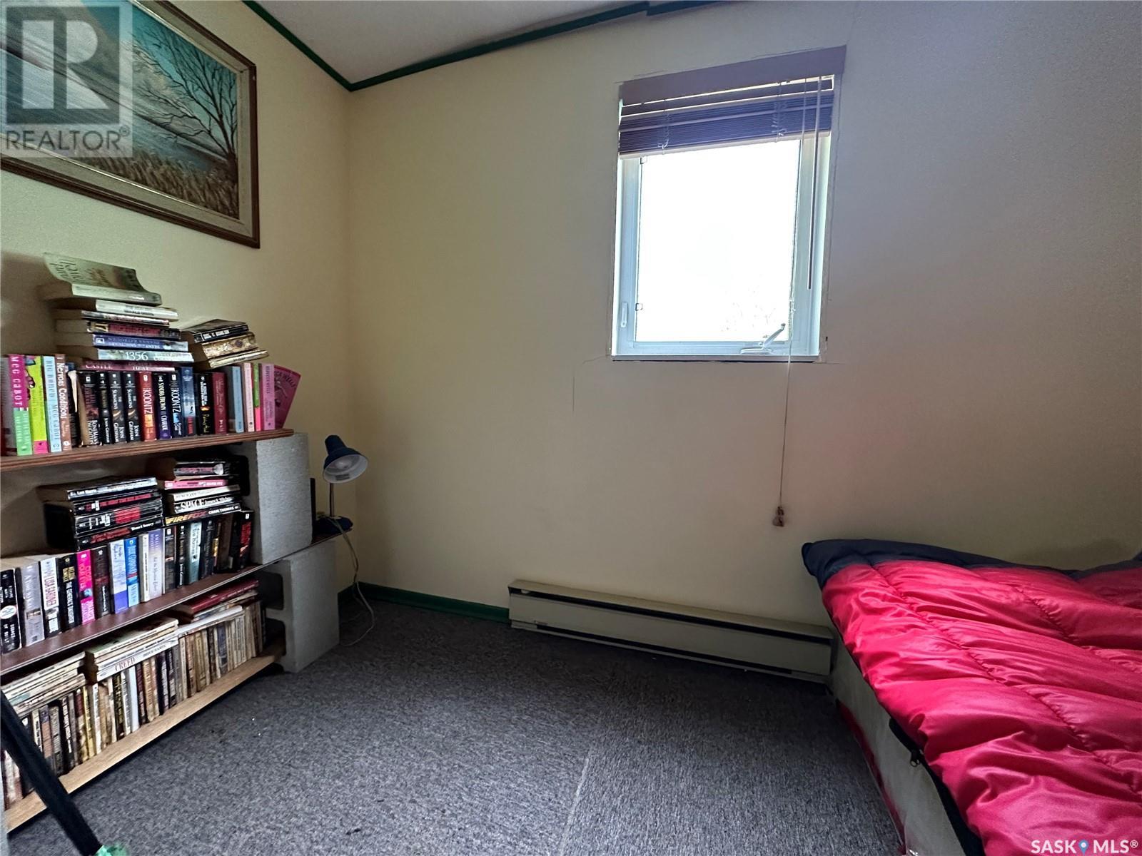 28 Oak Bay Property Photo 15
