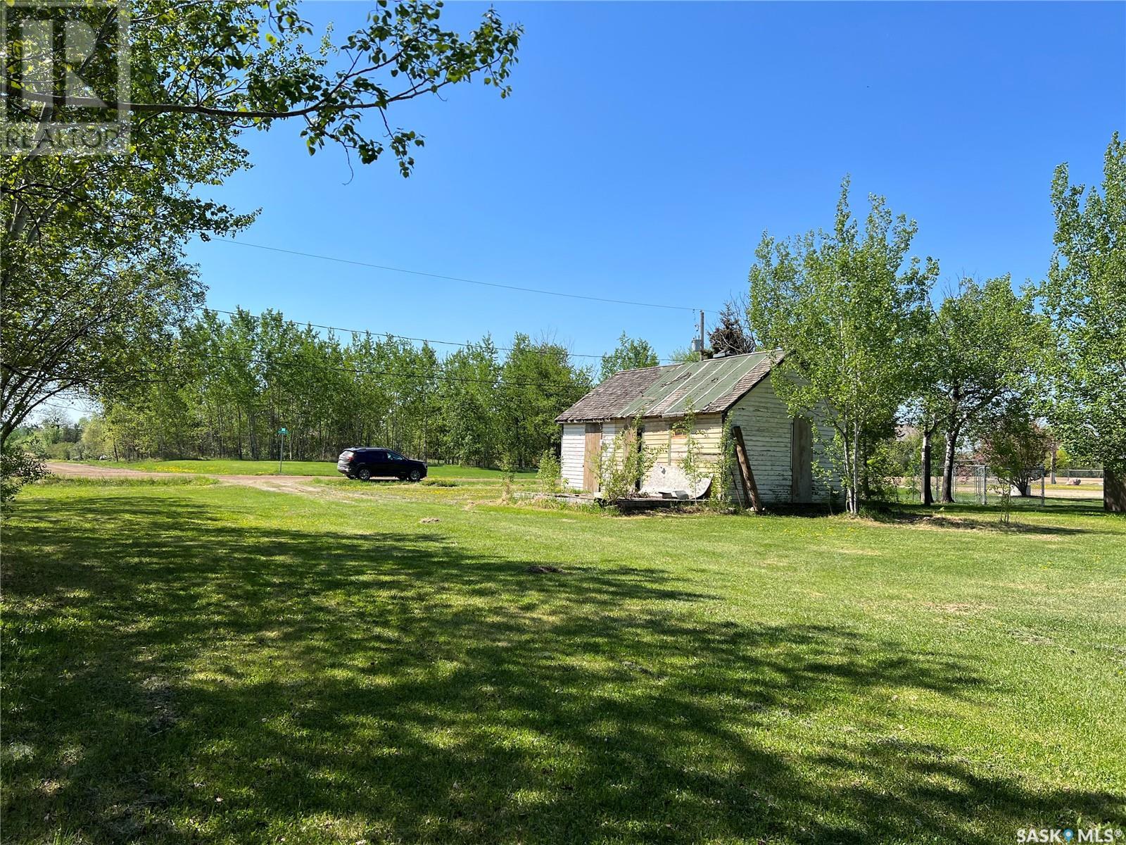 707 4th Avenue E Property Photo 4