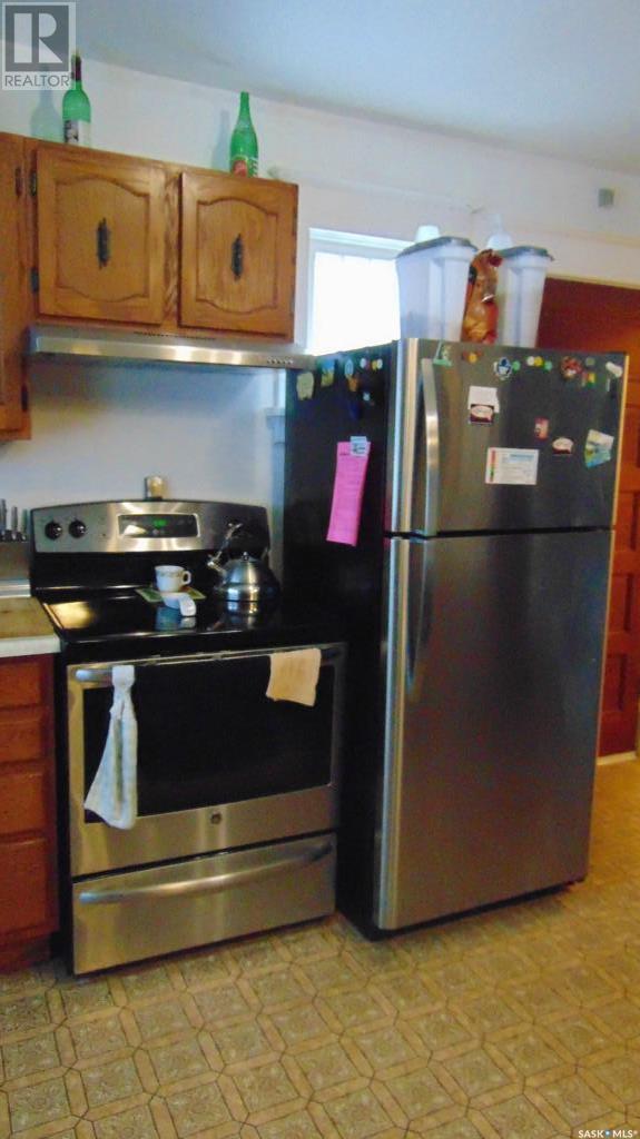 412 1st Avenue W Property Photo 6