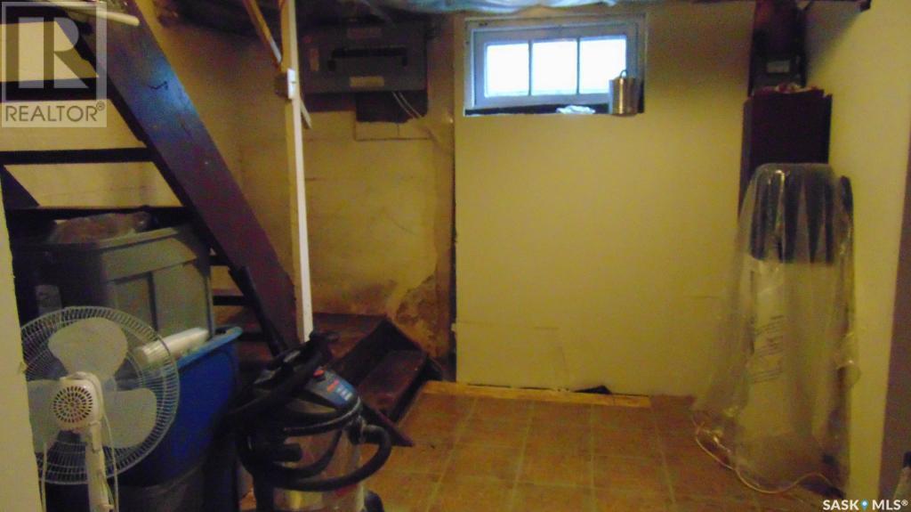 412 1st Avenue W Property Photo 22