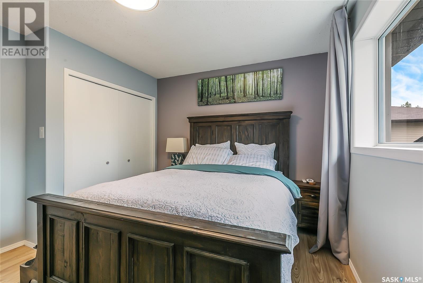 668 Goderich Street Property Photo 19